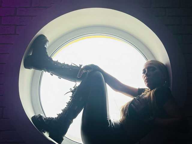 Фотография профиля --Leya-Red--