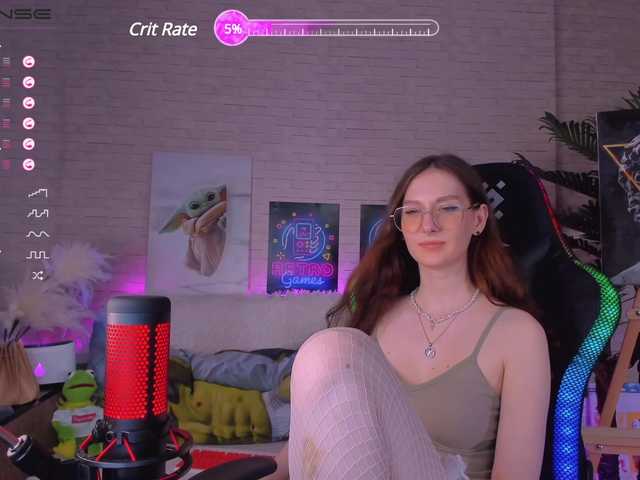 Скриншоты трансляции KiraRumGirl