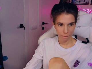 Эротический видеочат ni_kiss