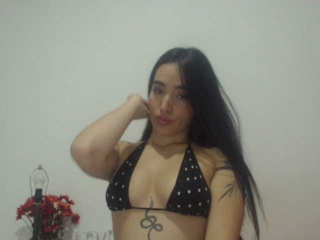 Фотографии -sweetnatasha #latina #young #daddy #horny #anal#cum#squirt