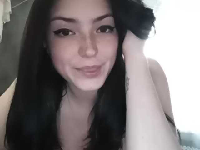 Скриншоты трансляции Misskristin