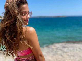 Эротический видеочат AaliyahHadid