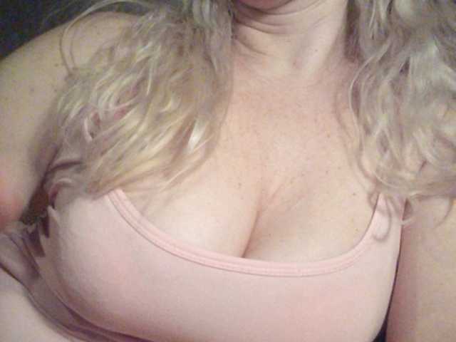 Скриншоты трансляции Abbi-love