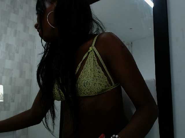 Скриншоты трансляции AbbigailSmith