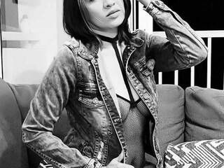 Эротический видеочат abby-latin