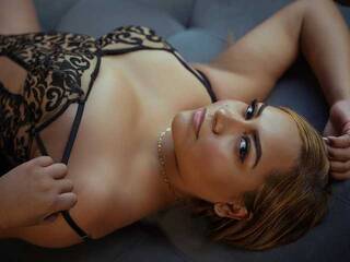 Эротический видеочат AbbyParis