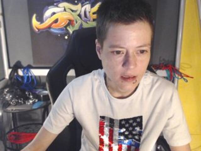 Скриншоты трансляции abigailbruin1