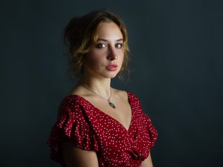 Эротический видеочат AdalynGlow