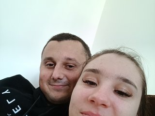 Эротический видеочат AdamBennie