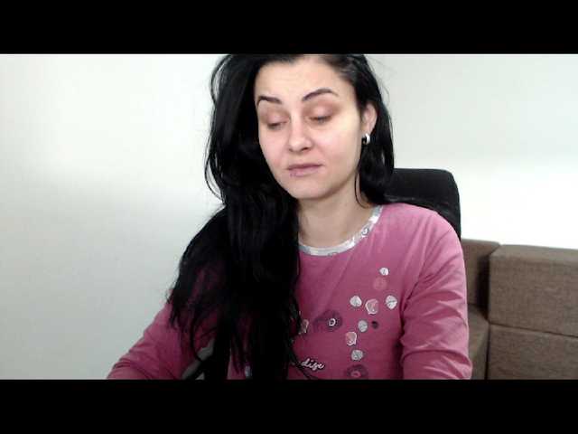 Скриншоты трансляции Adeelynne