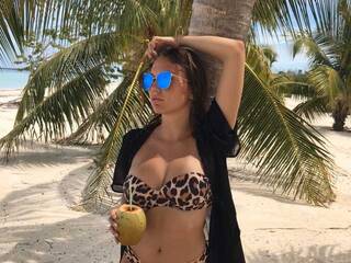 Эротический видеочат FLame_Adel