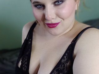 Эротический видеочат Adelaide