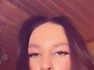 Эротический видеочат adelasex