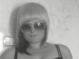 Эротический видеочат adelisha28