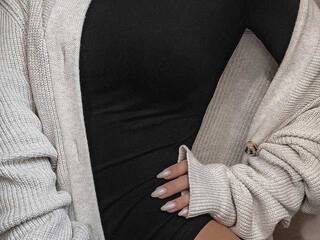 Эротический видеочат adharahill