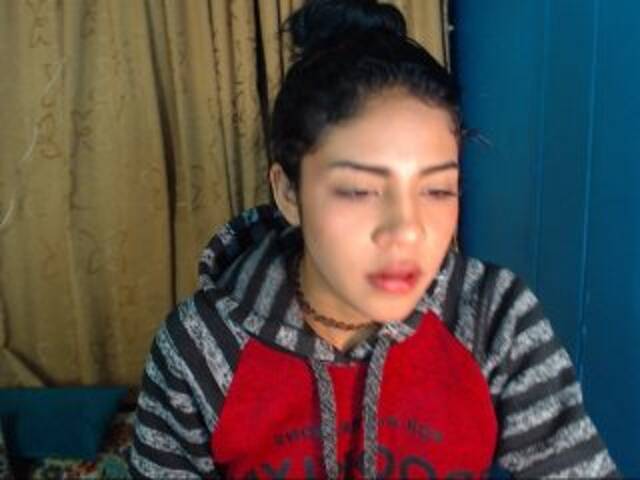 Скриншоты трансляции adriana-morri