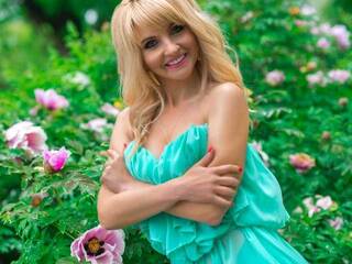 Эротический видеочат Adrianessa29