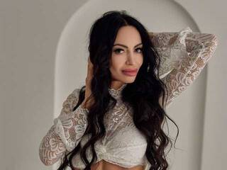 Эротический видеочат AdriennBurzhe