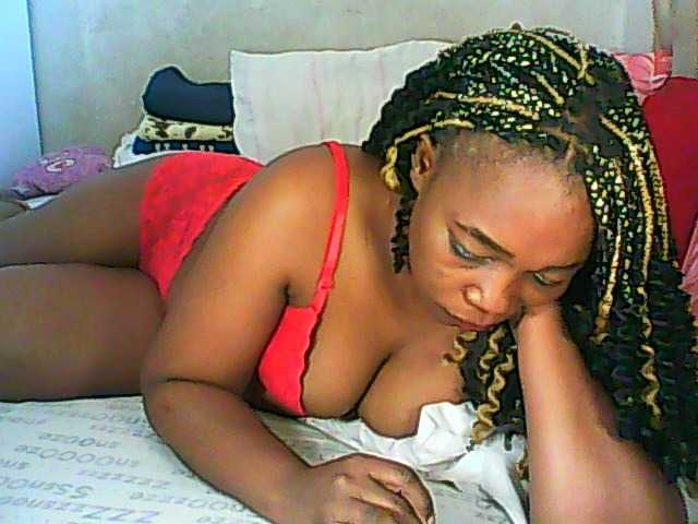 Скриншоты трансляции AfriGoddess