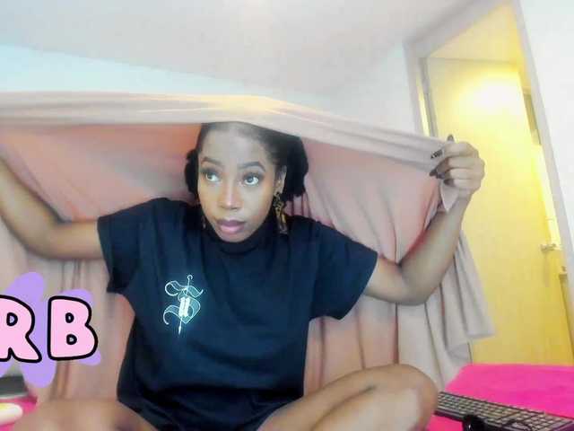 Скриншоты трансляции Afro-goddess