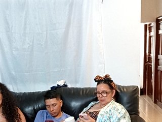 Эротический видеочат AfroditaMilf69