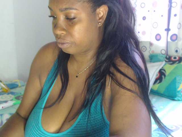 Фотографии agatafox #mature #ebony #big tits #play lovense #latina #lovense