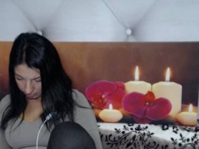 Скриншоты трансляции Aisha255