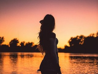 Эротический видеочат AlahiaMonroe