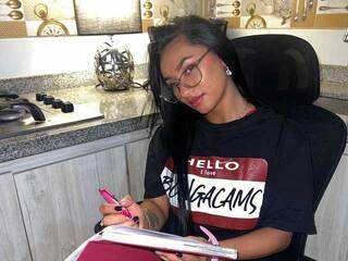 Эротический видеочат Alana-11