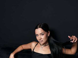 Эротический видеочат AlanaMell