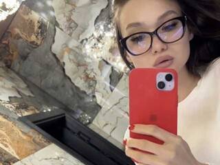 Эротический видеочат EliVii