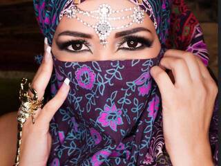 Эротический видеочат AlenaRain