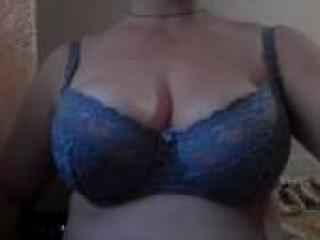 Эротический видеочат alenaxxxx