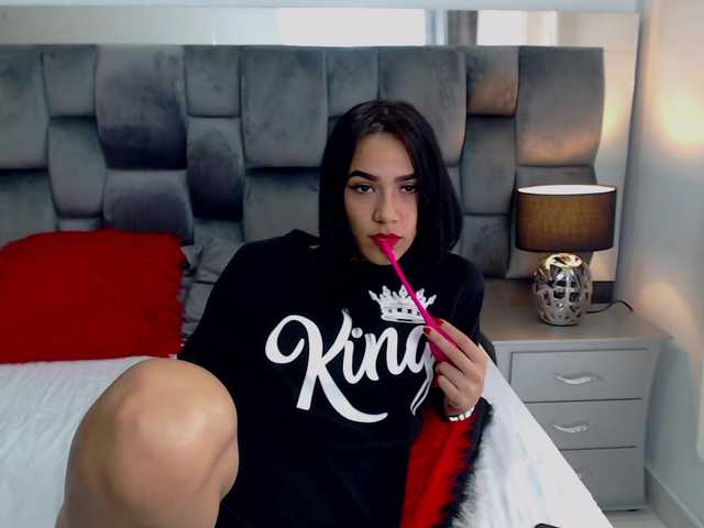 Фотографии AleshaHott Hi I'm Alesha.. and my pussy wanna play with your cock today @cumshow 380