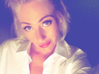 Эротический видеочат AlessasRoom