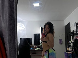 Эротический видеочат prettyKonny