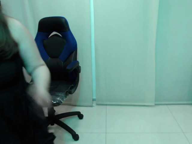 Скриншоты трансляции alexa-alex