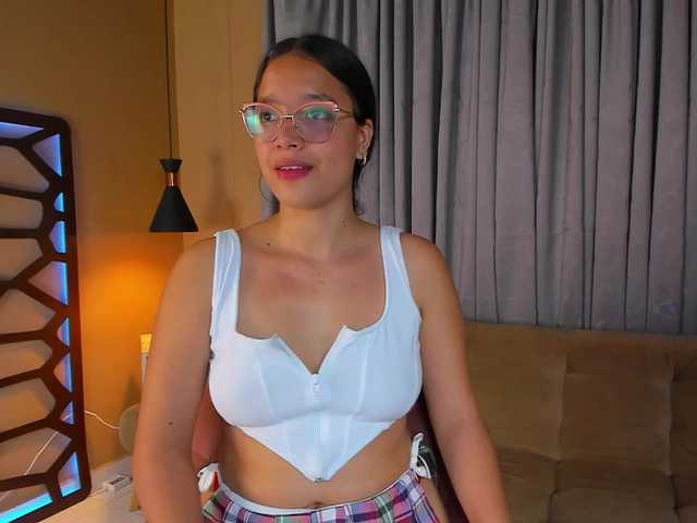 Скриншоты трансляции alexa-johnson