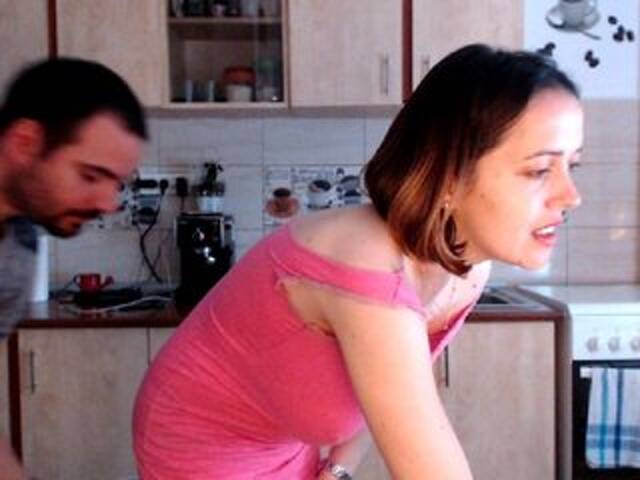 Скриншоты трансляции AlexandThania