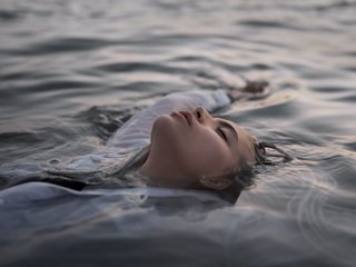 Эротический видеочат AliannaSoloKisses