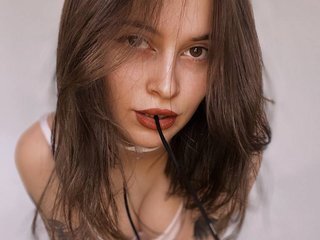 Эротический видеочат AliceMonta