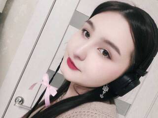 Эротический видеочат AliceAngell