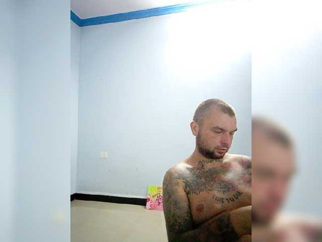 Скриншоты трансляции AliceFoxy666