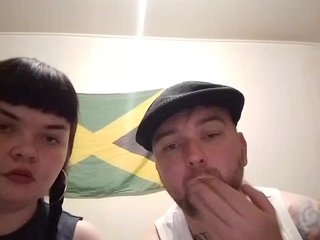 Эротический видеочат AliceFoxy777