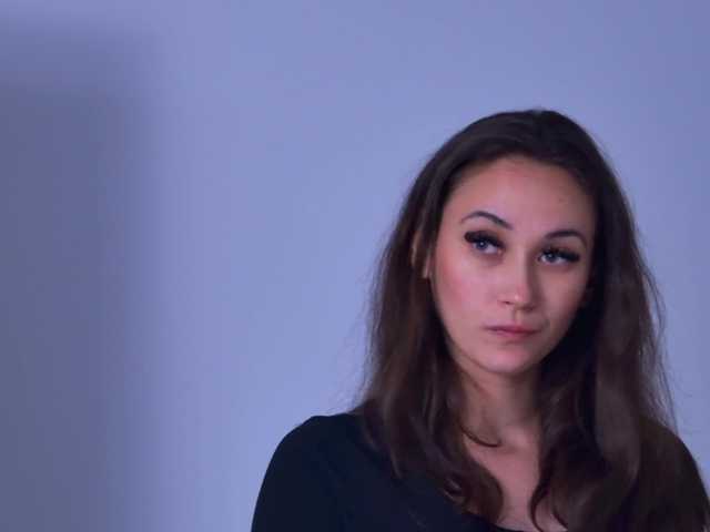 Скриншоты трансляции AliceMunro