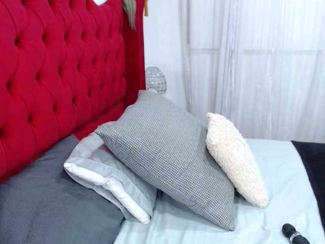 Скриншоты трансляции AliceRoss