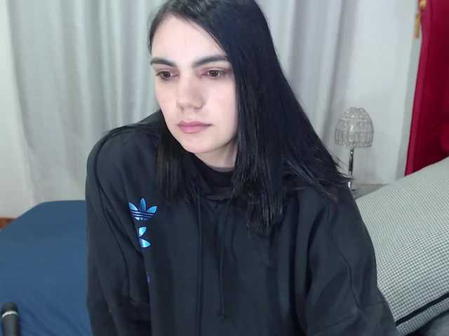 Скриншоты трансляции AliceRoss