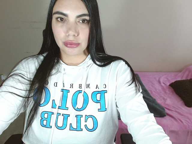 Скриншоты трансляции AliceRoss