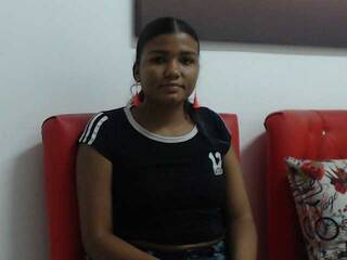 Эротический видеочат AliciaPitt