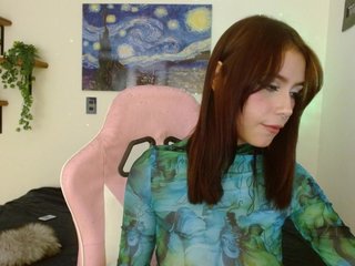 Эротический видеочат Aliice-Taylor